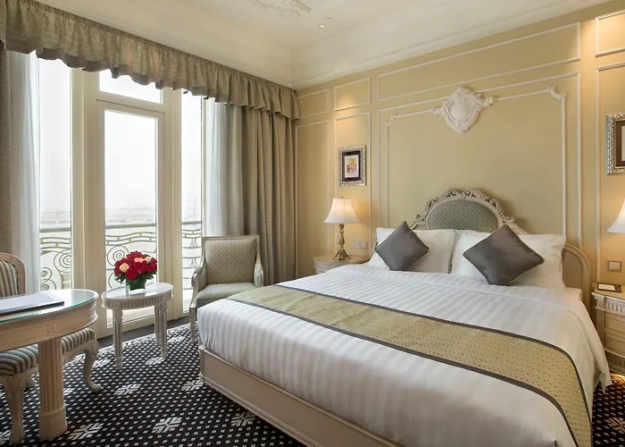 Hotel Harbourview